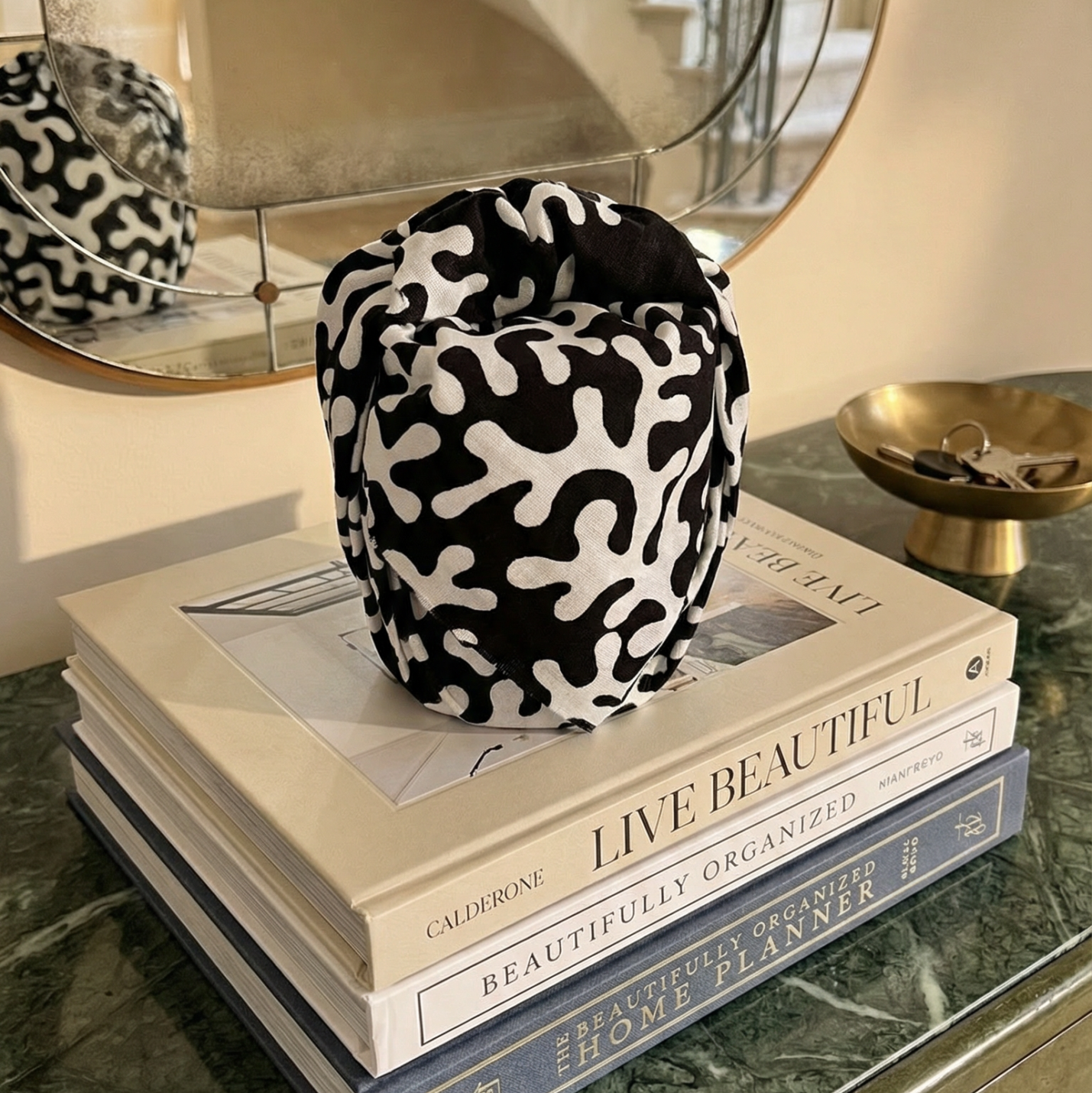 candle gift wrapping